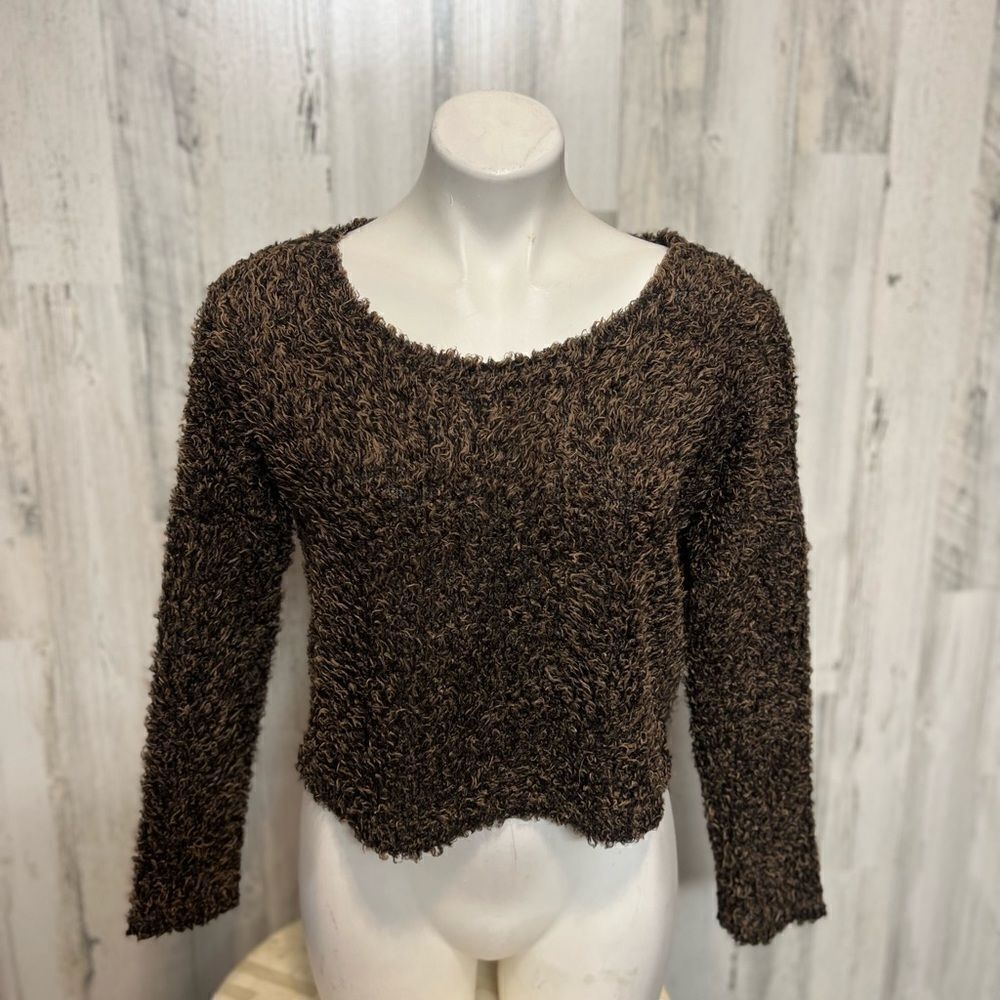 Brown sweater